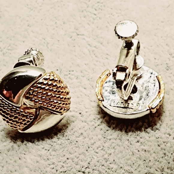 Napier textured gold and silver tone celtic knot clip on screwback earrings - Picture 4 of 5